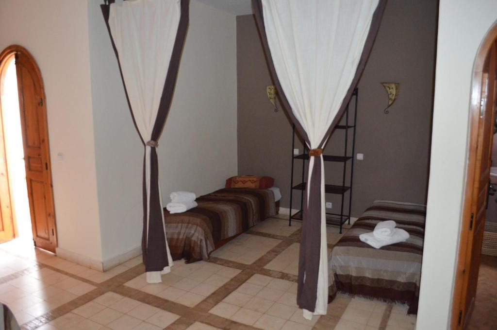 Casa Naima Hotel Ida Ougourd Kamer foto